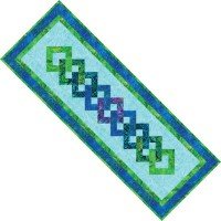 FREE Robert Kaufman Totally Tropical Collection Linked Runner Pattern